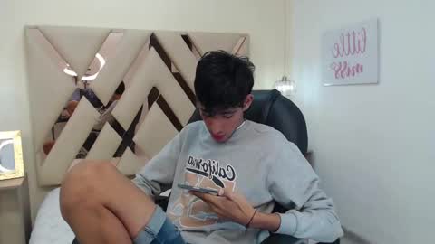 FER PHOENIX online show from February 13, 3:50 am