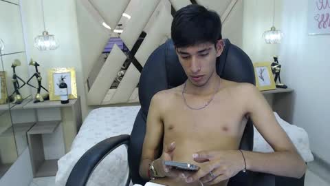 FER PHOENIX online show from February 14, 4:58 am