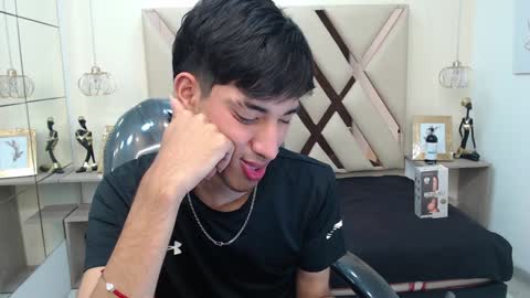 FER PHOENIX online show from February 6, 3:27 am