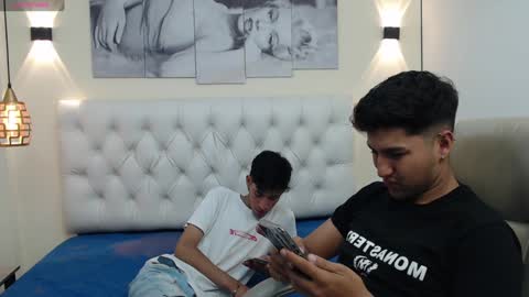 FER PHOENIX online show from January 30, 3:44 am