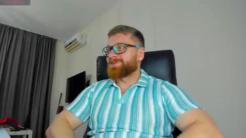 FindomGuyXXX online show from March 28, 3:12 pm