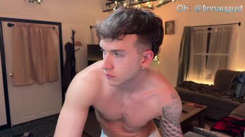 Finn August online show from September 30, 2:51 am