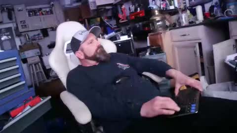 fishyfishy6460 online show from April 3, 2:52 am