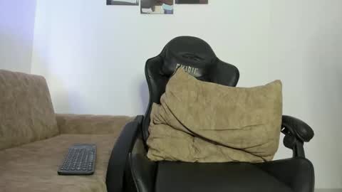 FRAIDER online show from April 7, 3:23 pm