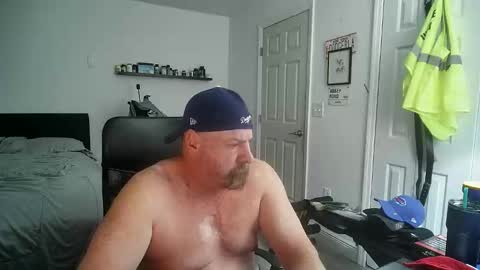 Florida guy online show from November 18, 2:37 am