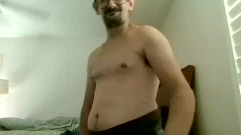 flfunguy1985 online show from August 7, 7:20 pm