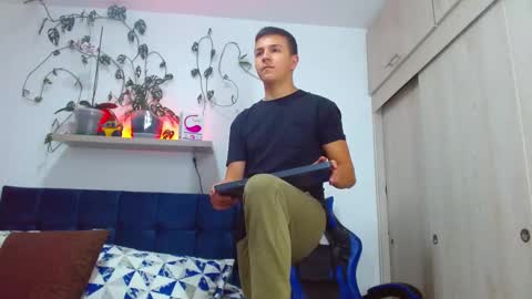 Nico online show from March 24, 5:51 pm