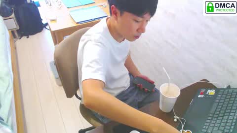 flowerbox online show from November 3, 6:28 am