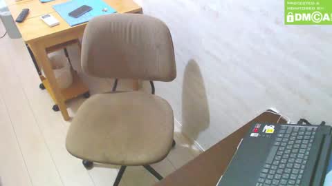 flowerbox online show from January 5, 7:28 am