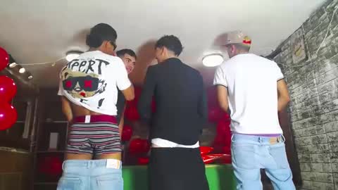 flyckers online show from March 2, 9:41 pm