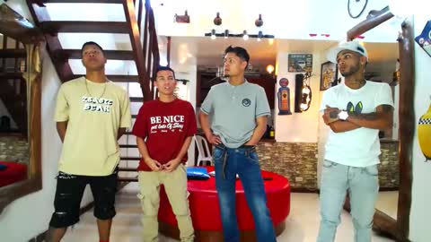 flyckers online show from January 13, 6:38 pm