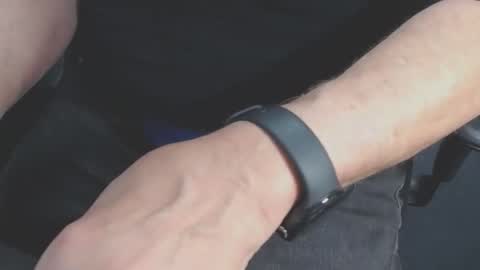 Foot online show from April 24, 6:43 pm