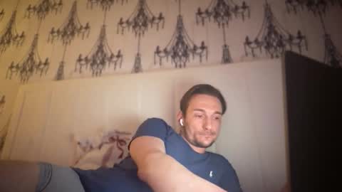 fordtom93 online show from April 26, 12:52 am