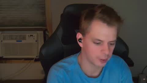 forever_broken online show from December 15, 6:10 am