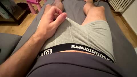 fosilnik online show from January 3, 9:05 pm