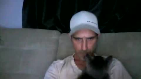 fouraide42 online show from March 31, 10:00 pm