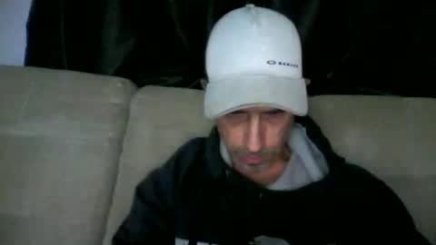 fouraide42 online show from March 22, 8:30 am