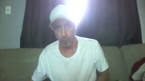 fouraide42 online show from March 30, 9:49 pm