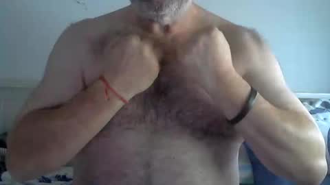 Snapshot of foyett chatting on October 18, 6:02 pm foyett online show from October 18, 6:02 pm