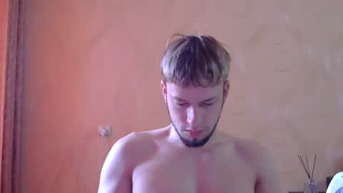 frame_tamer888 online show from July 2, 9:26 am