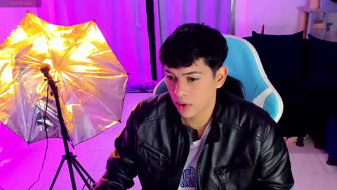 frank online show from November 24, 9:05 pm