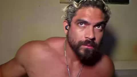 frank_flirt0615 online show from July 2, 4:07 am