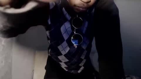 Frank Hussle online show from August 3, 7:31 pm