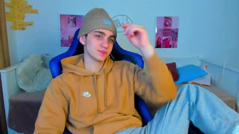 Frank online show from March 12, 6:18 am