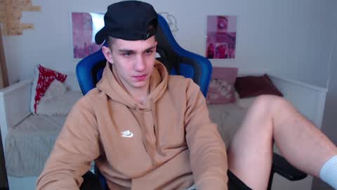 Frank online show from December 29, 3:33 am