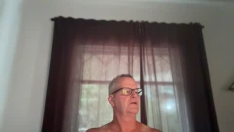 hung4fun online show from July 28, 1:54 pm