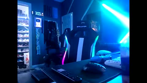 Xo tattd on her body online show from November 2, 7:01 am