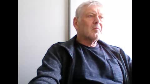 frannkboy61 online show from May 9, 12:06 pm