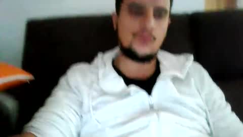 Snapshot of fraromeo2 chatting on October 14, 12:34 pm fraromeo2 online show from October 14, 12:34 pm