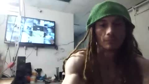 Squirrel twink online show from October 1, 9:13 am