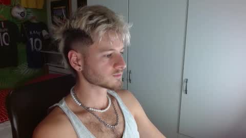 Snapshot of freddy_star chatting on October 13, 11:16 am Frederick Perin online show from October 13, 11:16 am