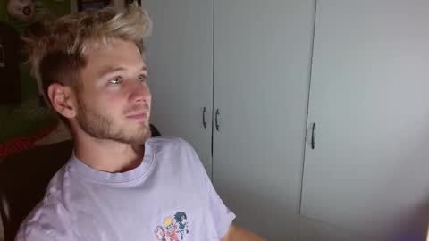 Snapshot of freddy_star chatting on September 18, 8:22 pm Frederick Perin online show from September 18, 8:22 pm