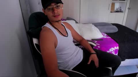 Frederic Sloan online show from February 23, 6:20 pm