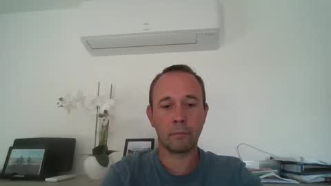 fredodu41 online show from September 12, 1:33 pm