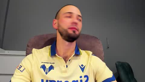 Andrew online show from November 17, 12:52 pm