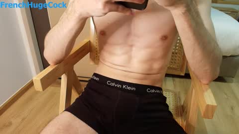 Snapshot of french_huge_cock chatting on September 14, 9:39 pm Manson FrenchHugeCock online show from September 14, 9:39 pm