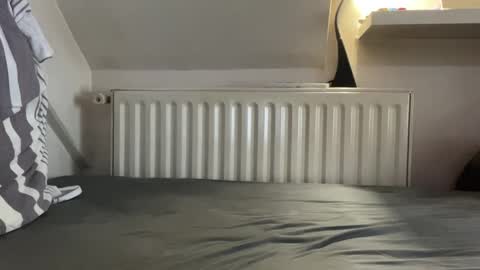 frenchbigdick92 online show from November 16, 7:05 pm