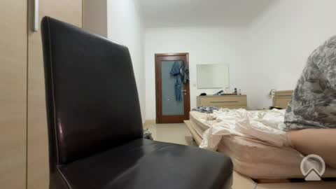 freshman  imonyou98 online show from June 21, 8:47 pm