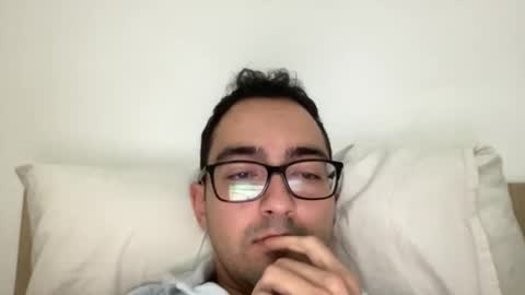 freshman  imonyou98 online show from January 18, 7:43 am