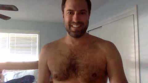 friskyfun123 online show from April 7, 5:46 pm