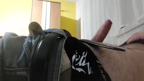 fuckerass122 online show from February 23, 10:09 pm