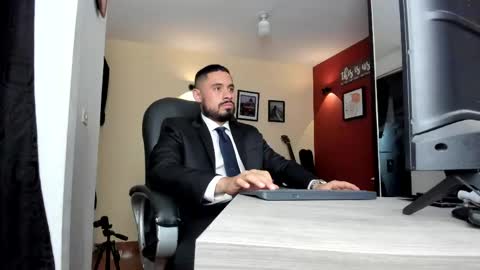 SERGIO THE SEX LAWYER online show from May 15, 4:42 am