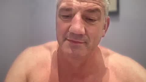 fullback_15 online show from March 25, 6:01 pm