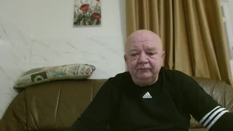 fullballs6 online show from February 4, 3:34 am