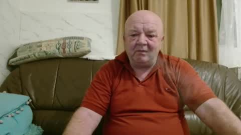 fullballs6 online show from April 13, 2:12 am