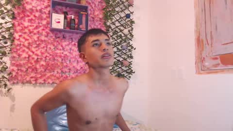 funny_and_horny online show from October 7, 3:54 am
